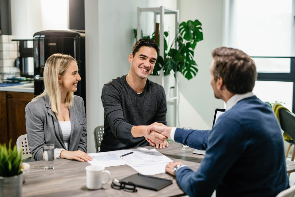 how-to-grow-your-client-base-as-a-financial-advisor-02